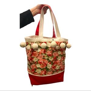 Adorable carry all